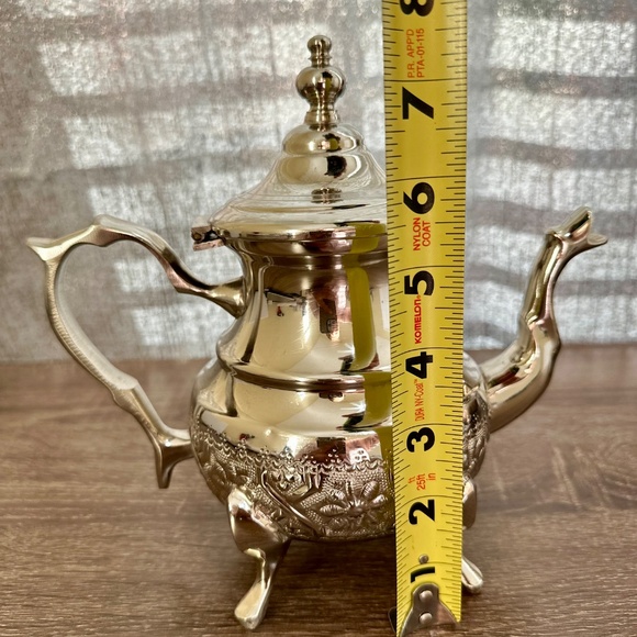 Brand New Moroccan Large Tea Pot Handmade. Silver Made In Morocco Fez. 5 cups - Picture 4 of 9